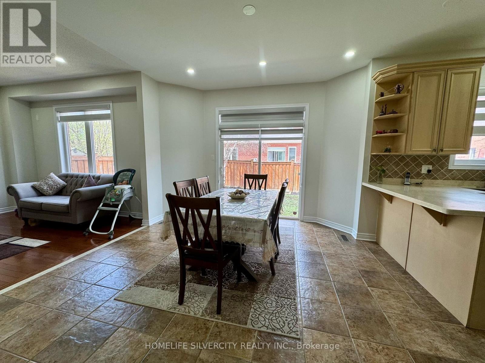 6 Hybrid Street, Brampton, Ontario  L7A 0L5 - Photo 6 - W12190855