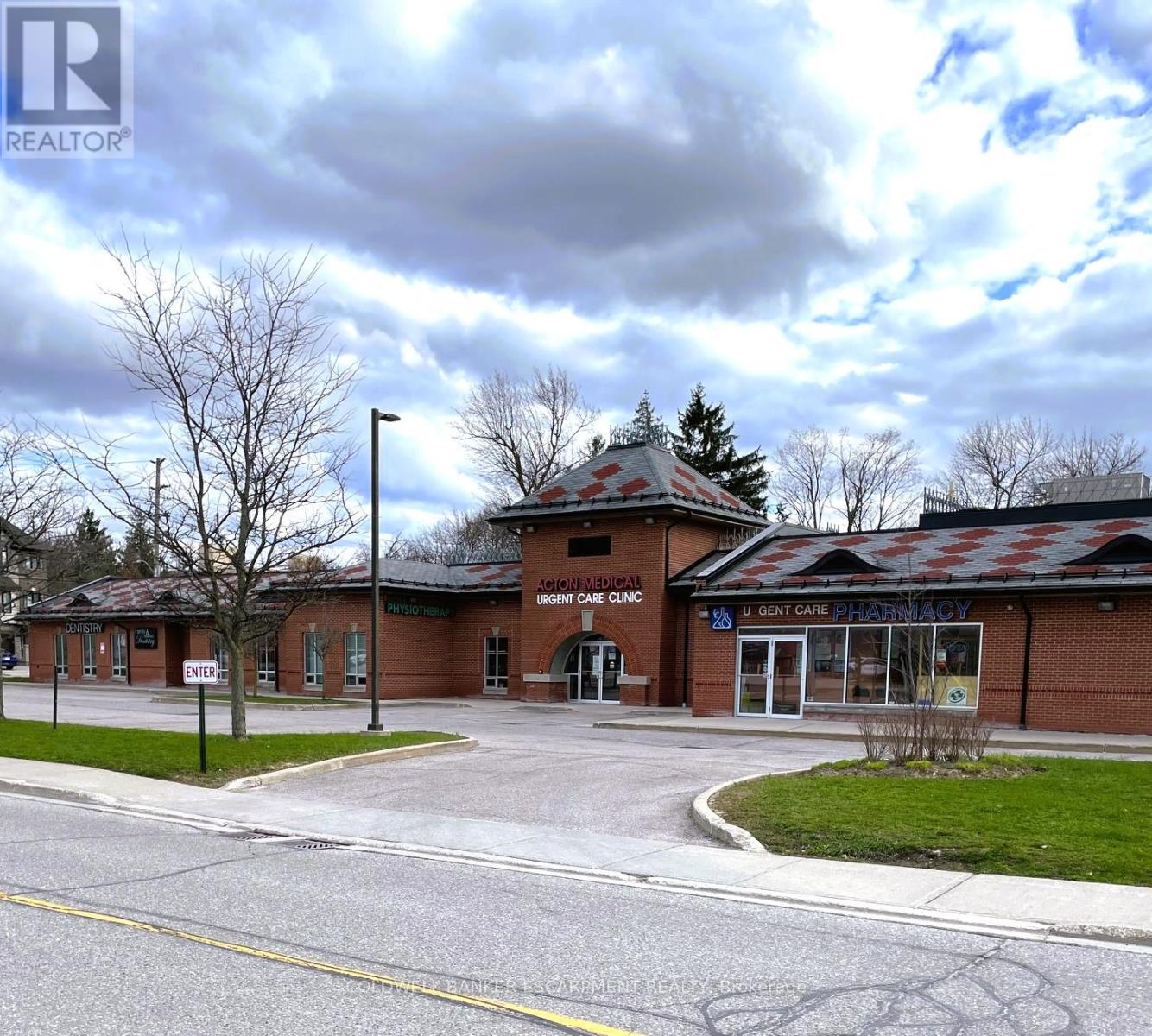 Unit A - 10 Eastern Avenue, Halton Hills, Ontario  L7J 0A5 - Photo 2 - W12190865