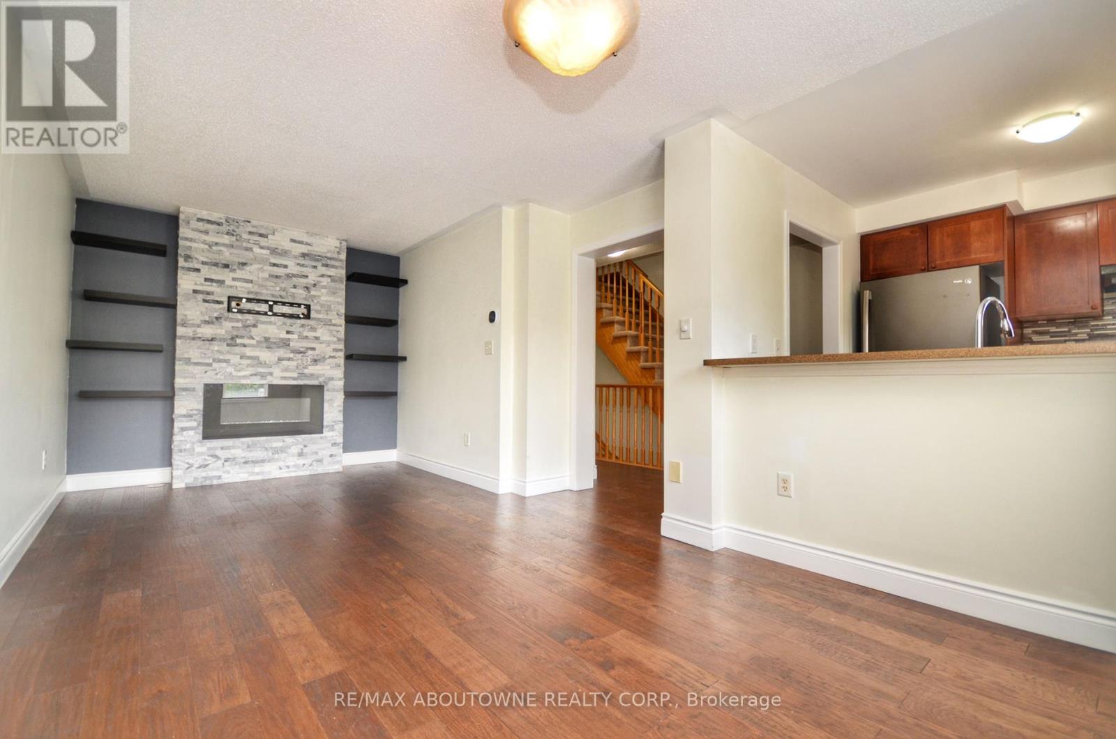 3057 Dewridge Avenue, Oakville, Ontario  L6M 5J1 - Photo 7 - W12190880