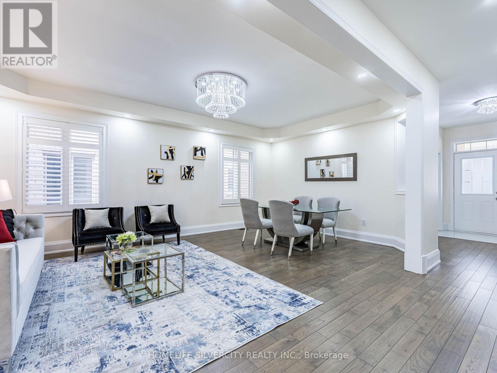 16 Cloncurry Street, Brampton, Ontario  L6P 4G3 - Photo 8 - W12190882