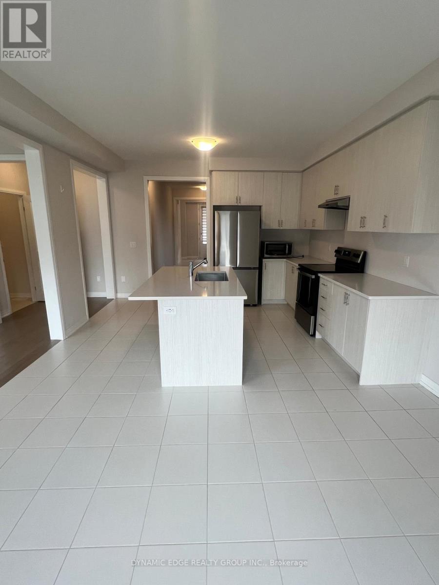453 Robert Woolner Street, North Dumfries, Ontario  N0B 1E0 - Photo 8 - X12190852
