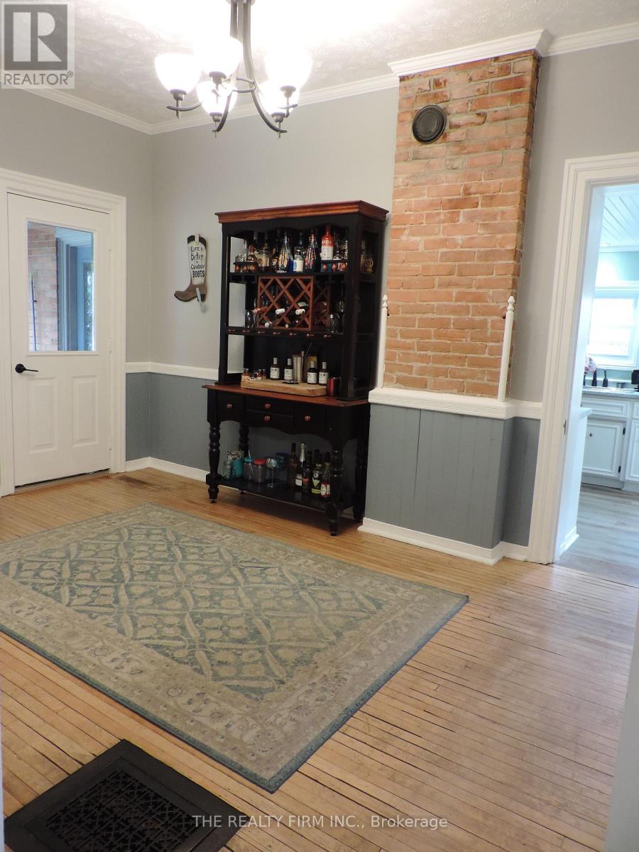 11 South Street E, Aylmer, Ontario  N5H 1P5 - Photo 16 - X12190906