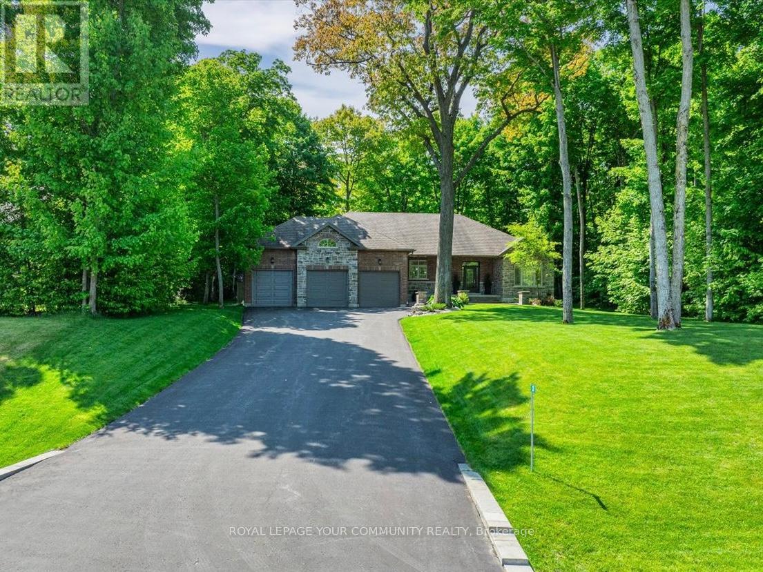 37 HERON BOULEVARD, Springwater, Ontario