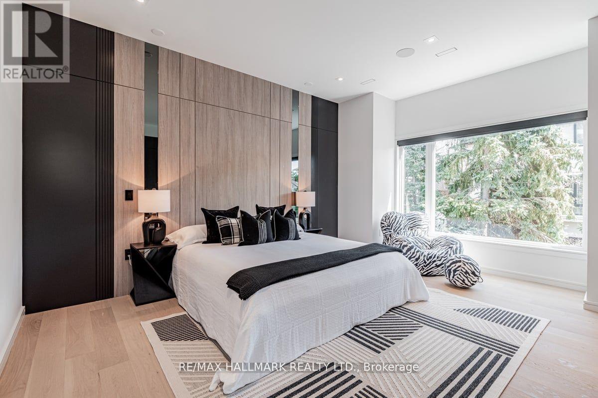 37 Rowley Avenue, Toronto, Ontario  M4P 2T1 - Photo 21 - C12123281