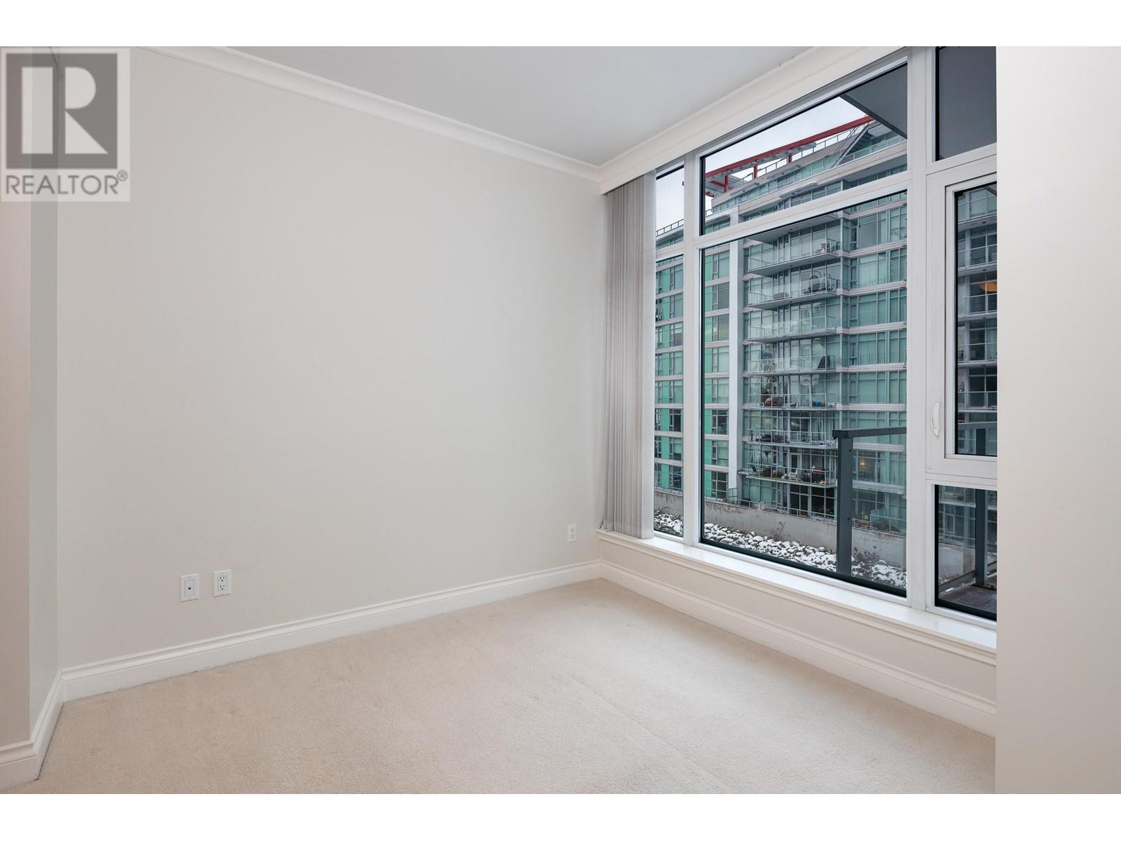 305 185 Victory Ship Way, North Vancouver, British Columbia  V7L 0G2 - Photo 17 - R3010331