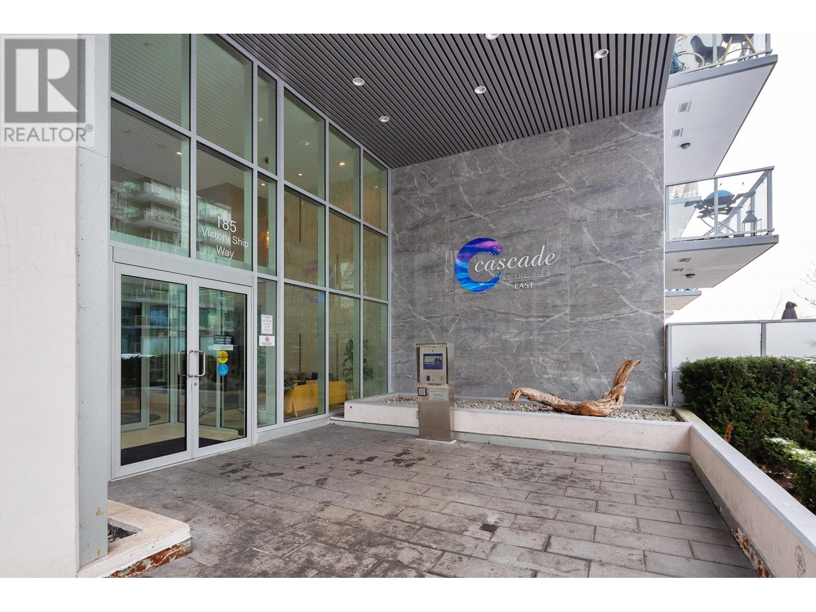 305 185 Victory Ship Way, North Vancouver, British Columbia  V7L 0G2 - Photo 23 - R3010331