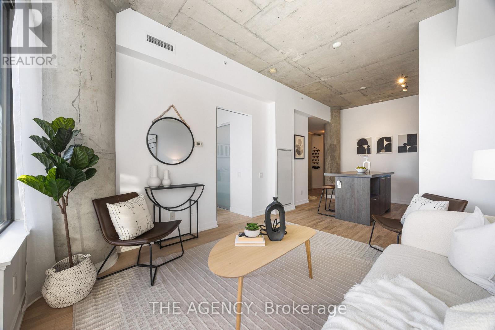 1011 - 560 King Street W, Toronto, Ontario  M5V 0L6 - Photo 14 - C12190887