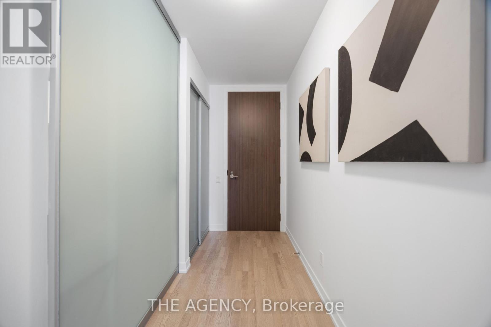 1011 - 560 King Street W, Toronto, Ontario  M5V 0L6 - Photo 6 - C12190887
