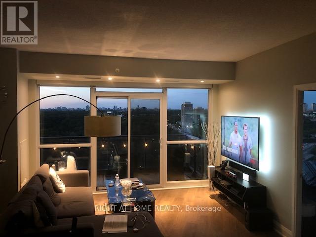 <div class="slider-price">$849,999</div><p>1515 - 160 Vanderhoof Avenue, Toronto, Ontario</p>