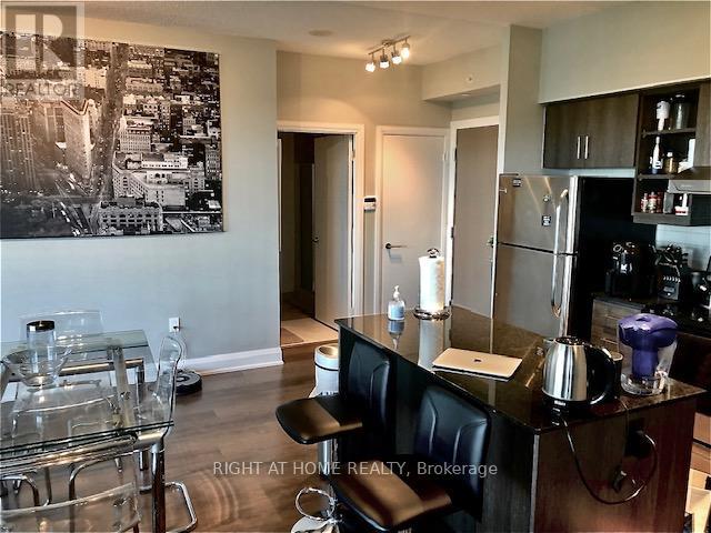 1515 - 160 Vanderhoof Avenue, Toronto (Leaside), Ontario  L4G 0B7 - Photo 2 - C12190904