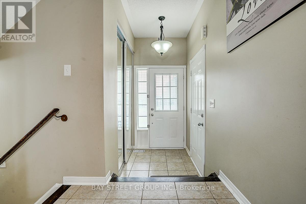 1322 Whitelaw Avenue, Oshawa, Ontario  L1K 0M6 - Photo 3 - E12190890