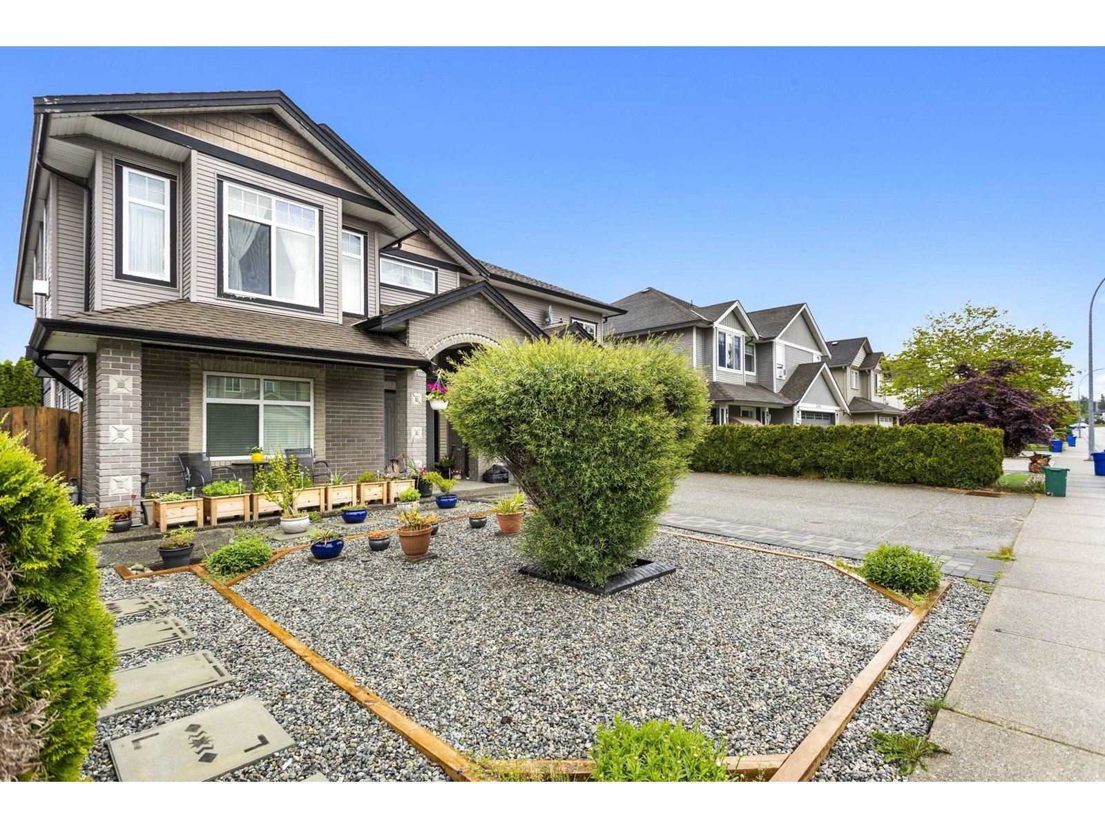 Property at 32923 EGGLESTONE AVENUE image 3