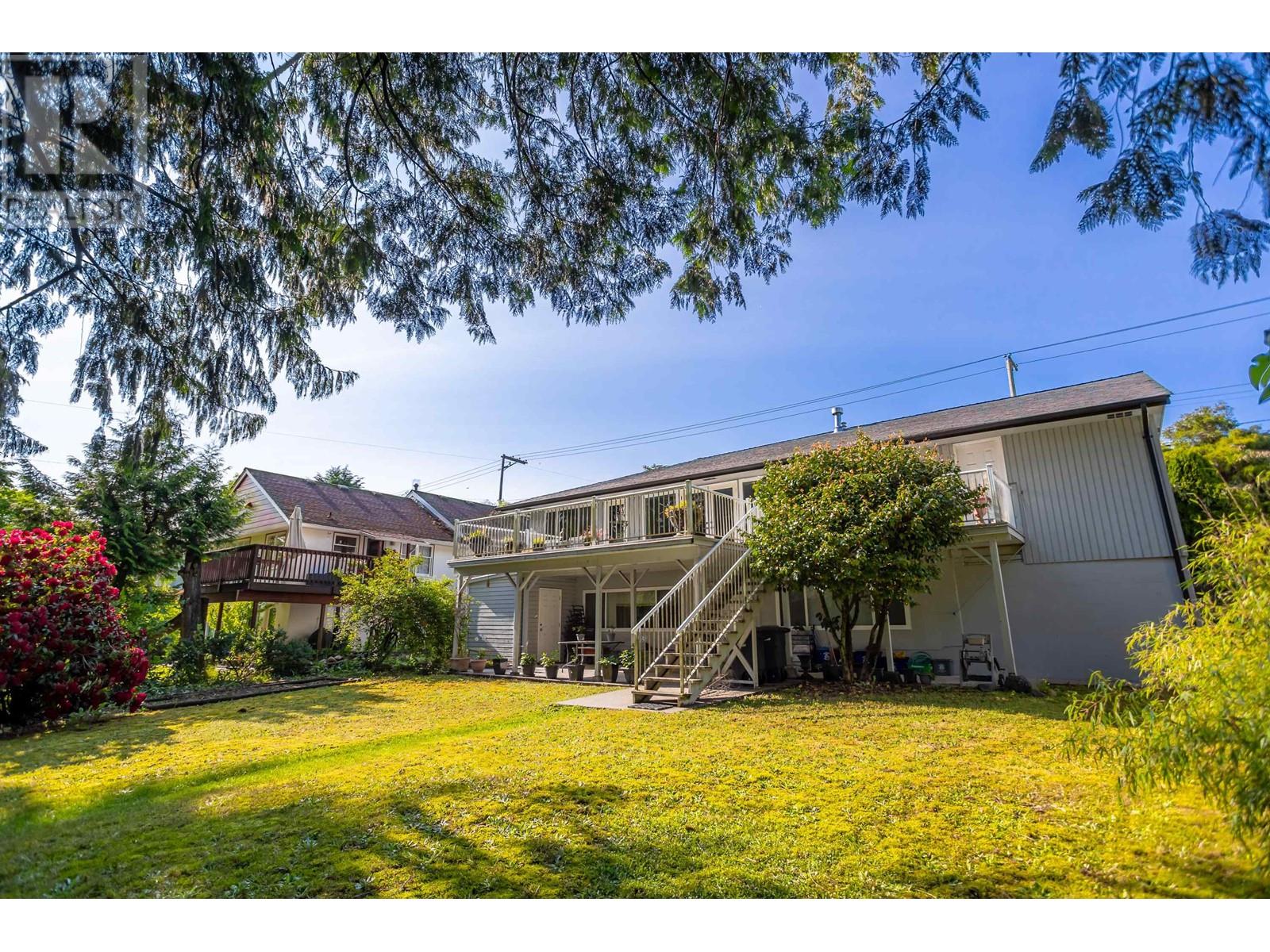 4628 Rumble Street, Burnaby, British Columbia  V5J 2A7 - Photo 27 - R3010328