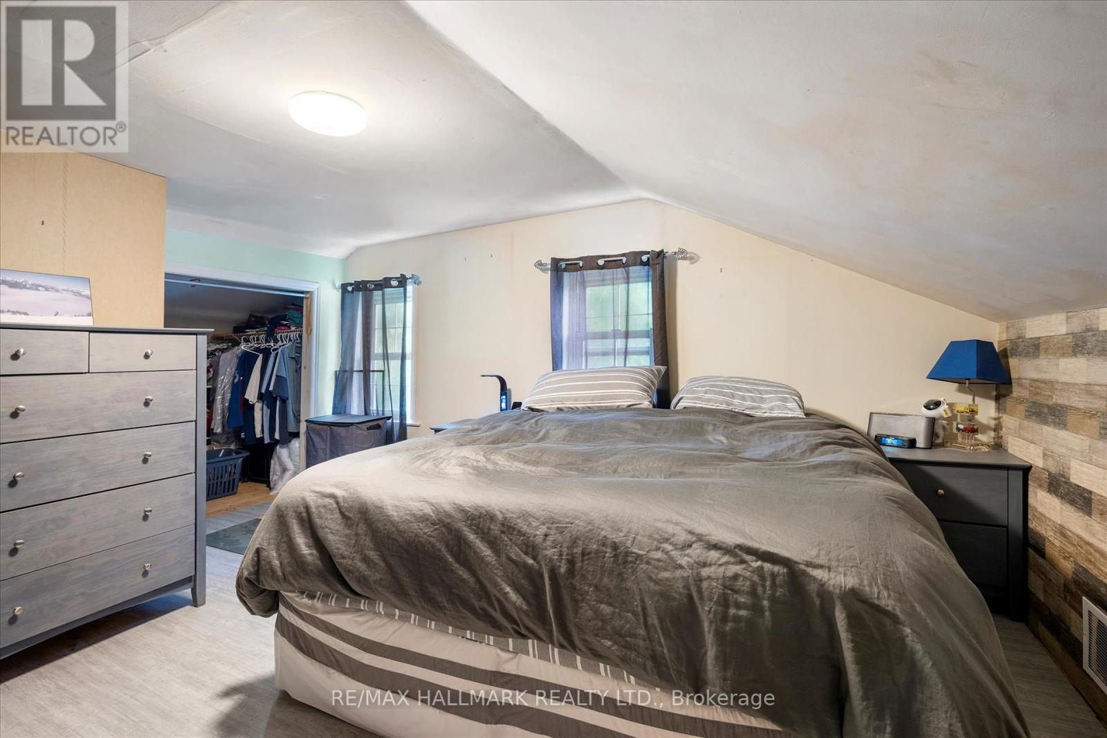 188 Valentia Road, Kawartha Lakes, Ontario  K0M 2C0 - Photo 24 - X12190907