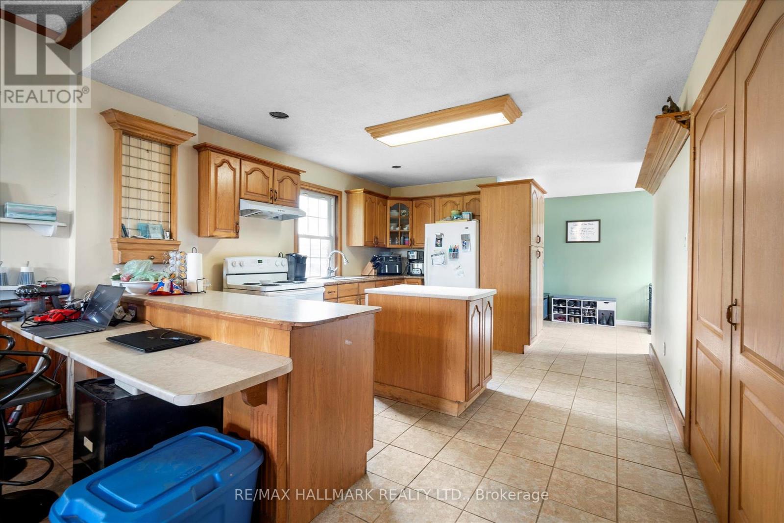 188 Valentia Road, Kawartha Lakes, Ontario  K0M 2C0 - Photo 8 - X12190907