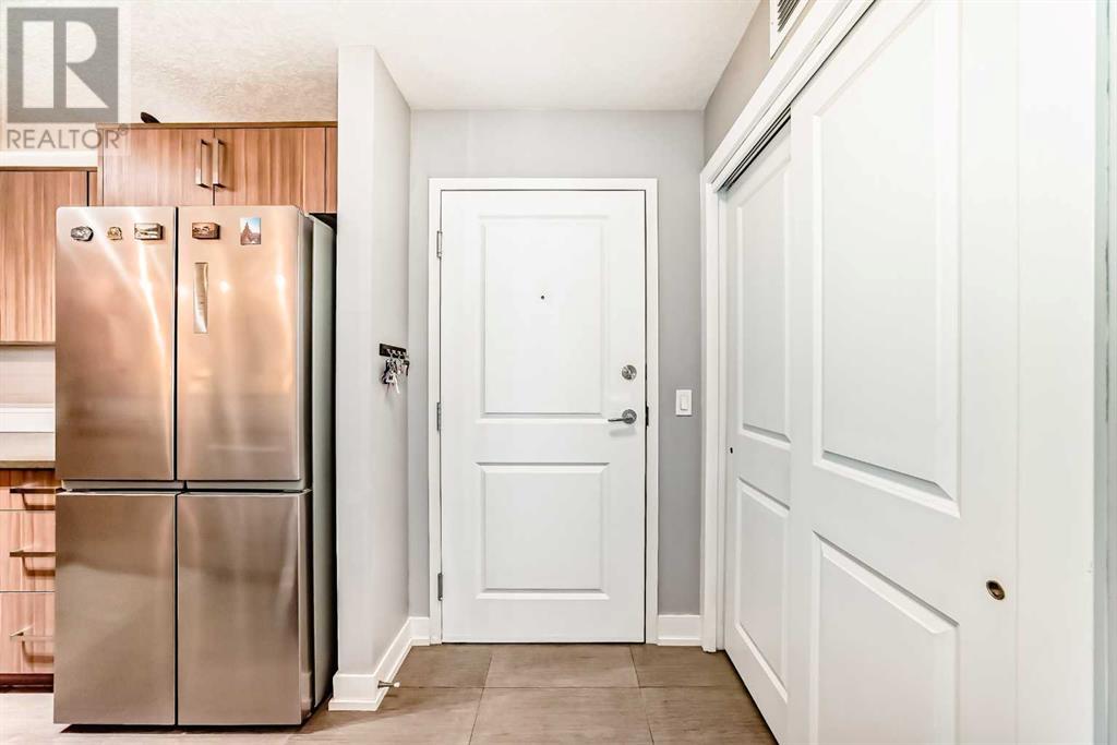 207, 611 Edmonton Trail Ne, Calgary, Alberta  T2E 3J3 - Photo 3 - A2220310