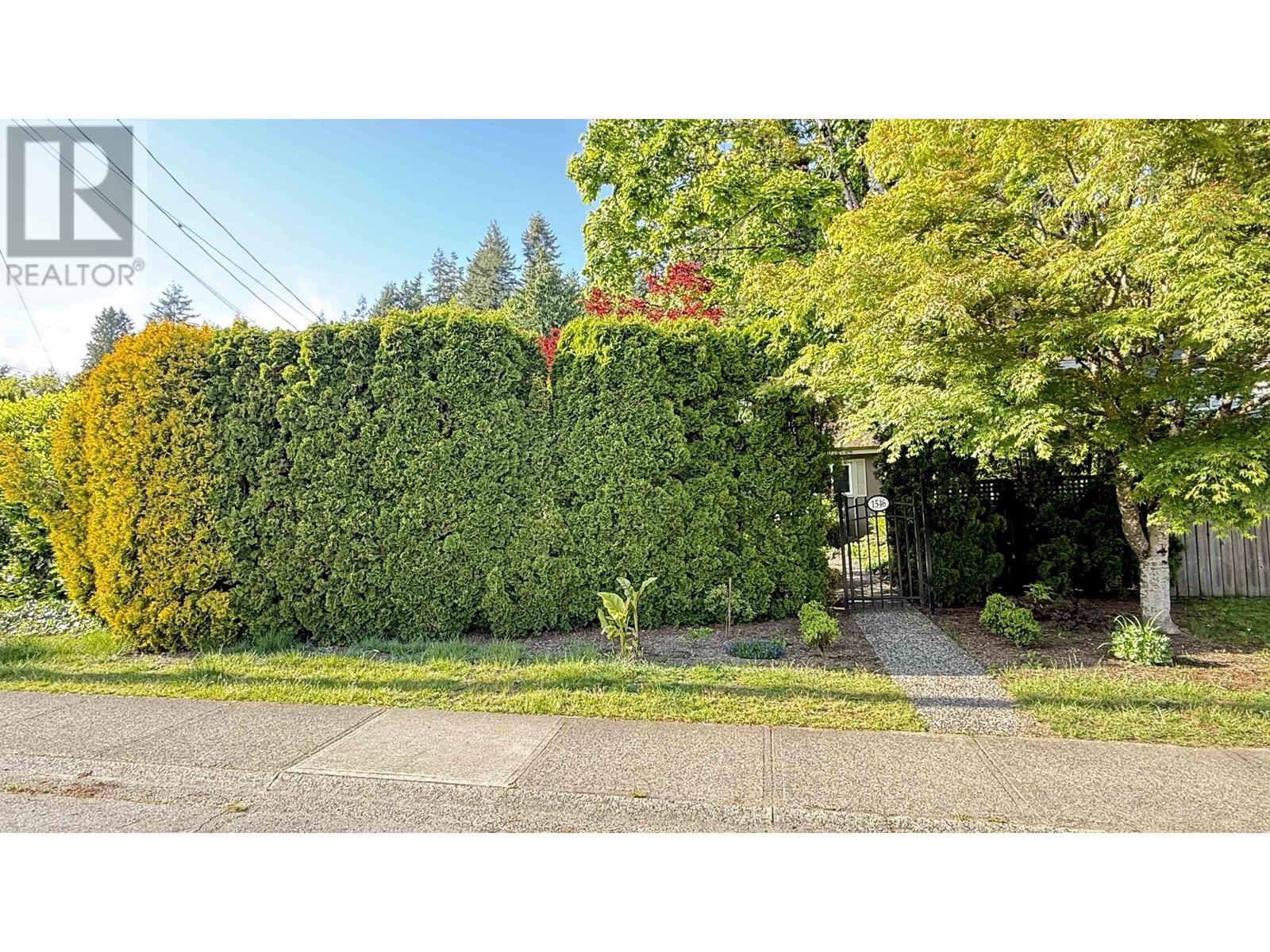 1546 Hope Road, North Vancouver, British Columbia  V7P 1W9 - Photo 3 - R3001723