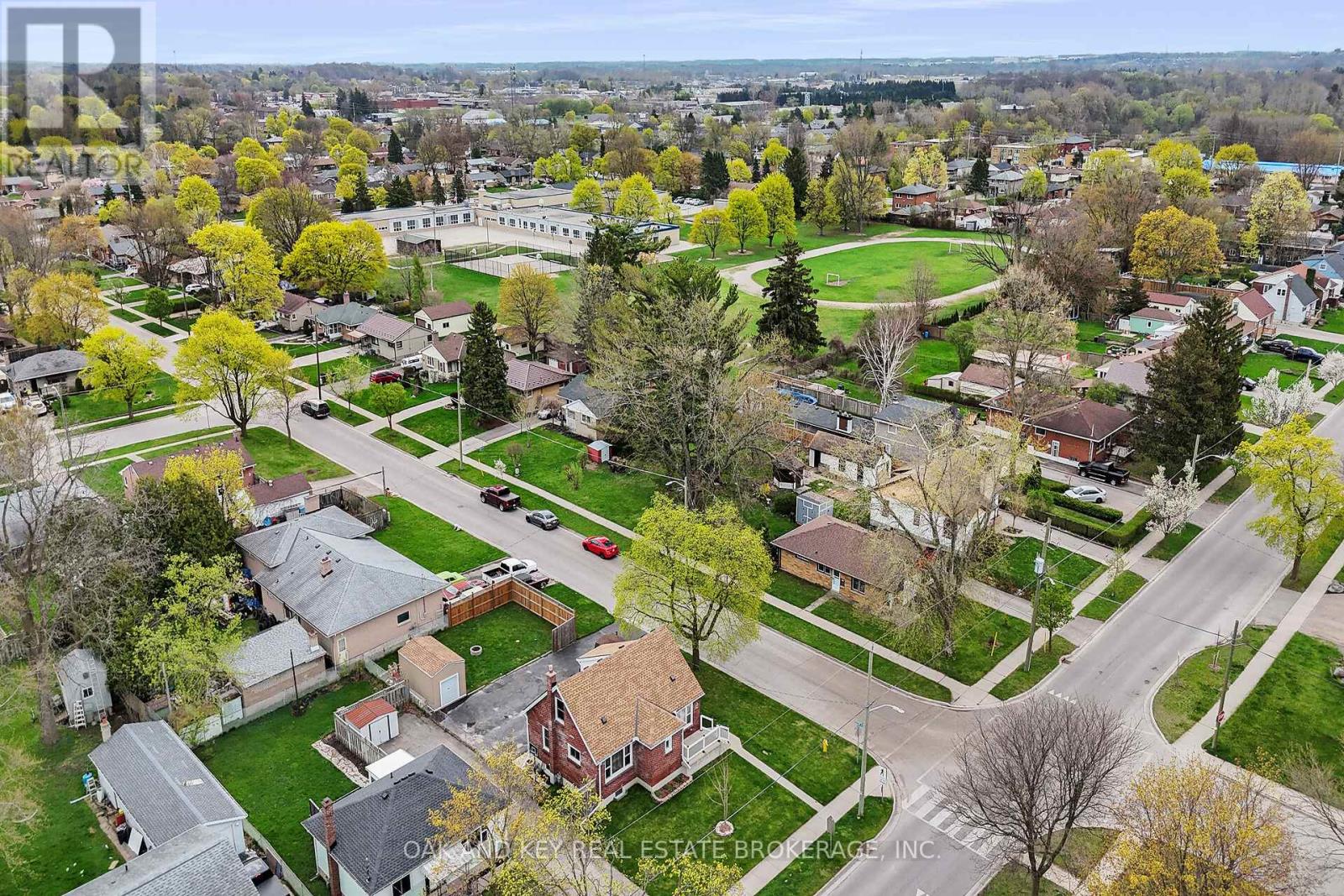 216 Vancouver Street, London East (East H), Ontario  N5W 4R8 - Photo 42 - X12190917