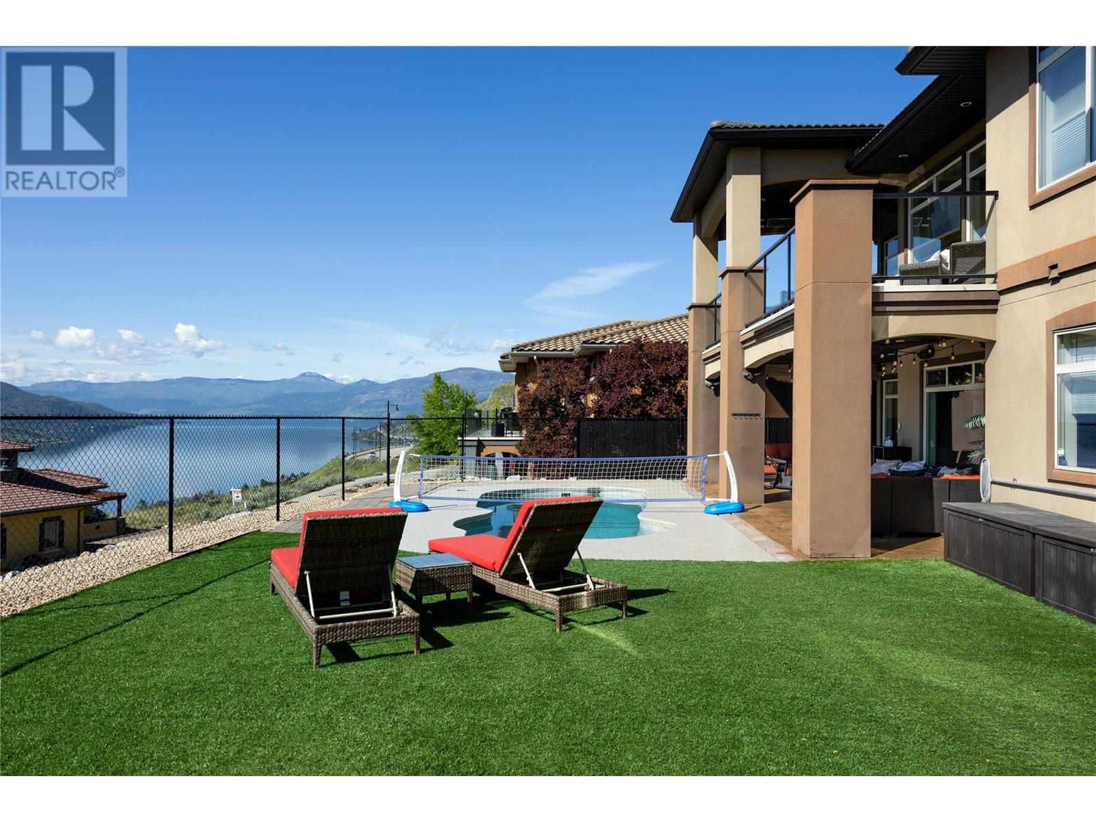 204 Harvest Court, Vernon, British Columbia  V1H 1Z8 - Photo 2 - 10348291