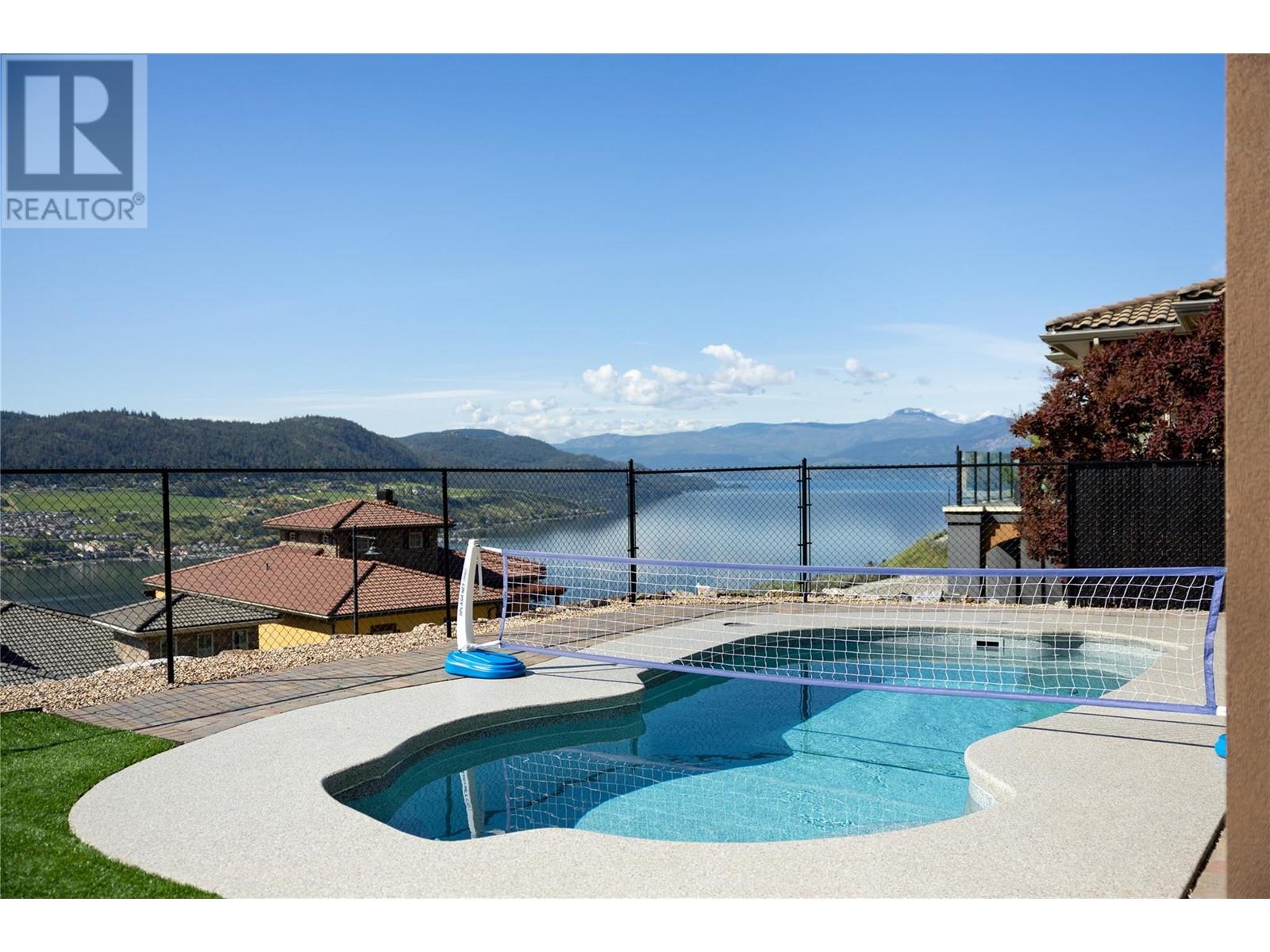204 Harvest Court, Vernon, British Columbia  V1H 1Z8 - Photo 4 - 10348291