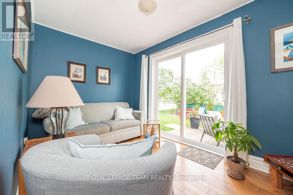 1009 Lake Street, Killaloe, Ontario  K0J 2J0 - Photo 13 - X12190928