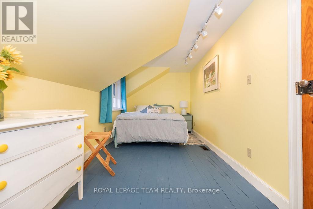 1009 Lake Street, Killaloe, Ontario  K0J 2J0 - Photo 28 - X12190928