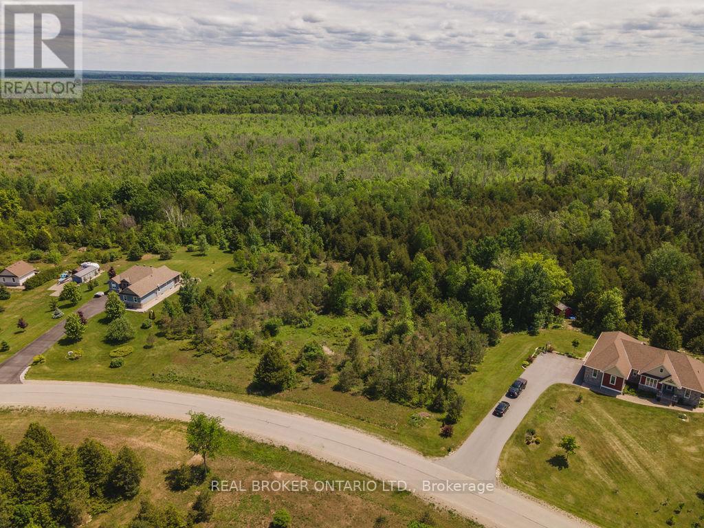 117 Colonel By Way, Merrickville-Wolford, Ontario  K0G 1N0 - Photo 2 - X12190912