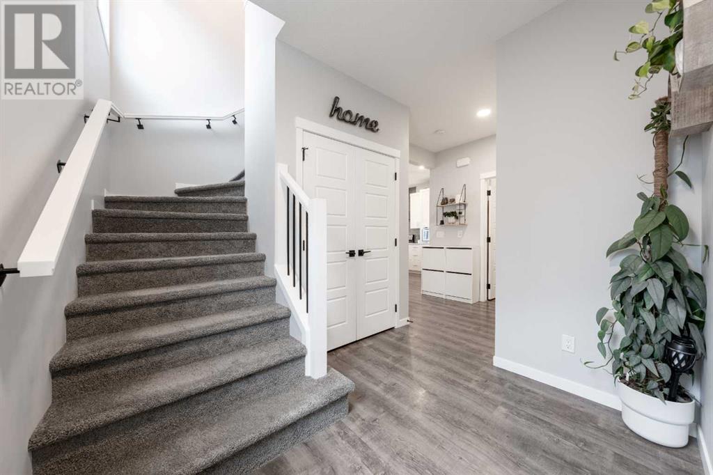 Property at 73 Wolf Hollow Manor SE image 3