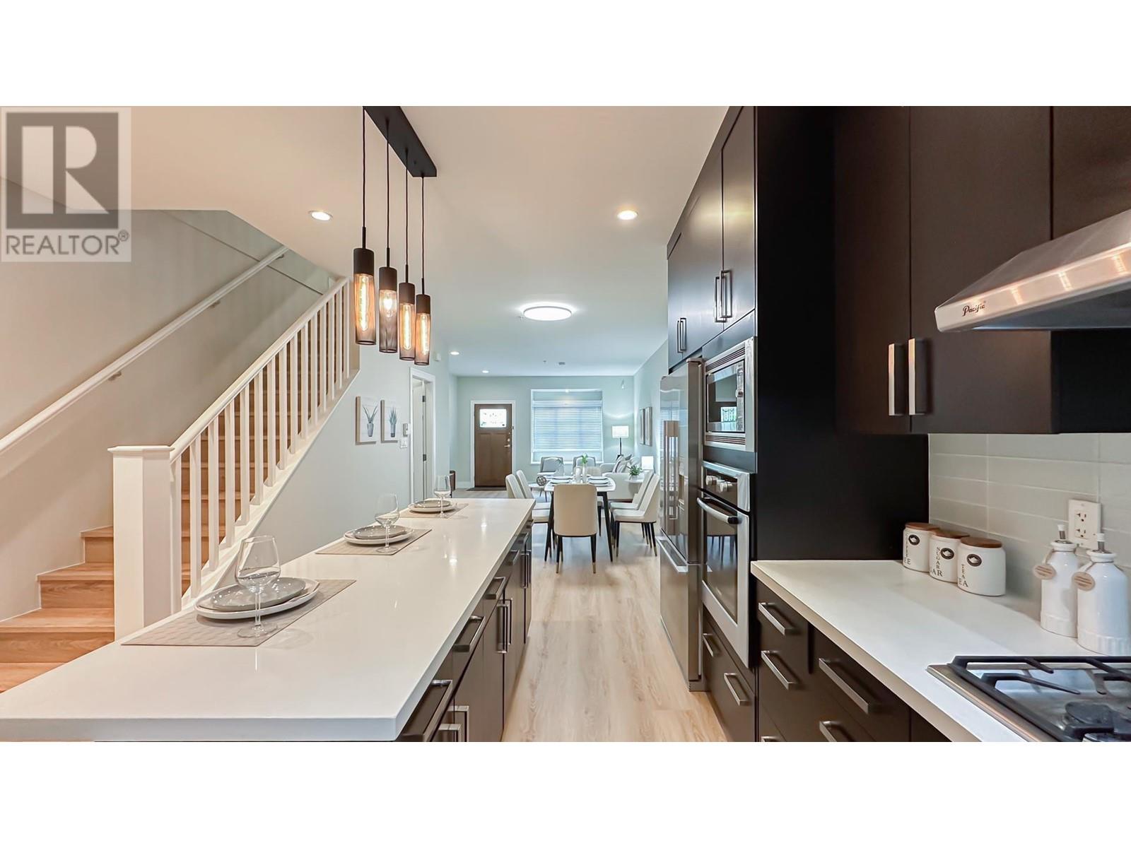 Property at 1461 TILNEY MEWS image 4