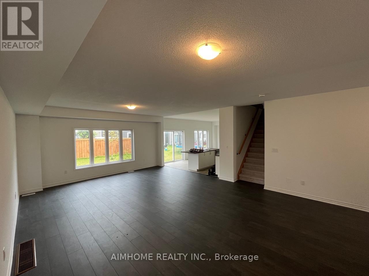 14 Catamaran Drive, Wasaga Beach, Ontario  L9Z 2X2 - Photo 8 - S12190923