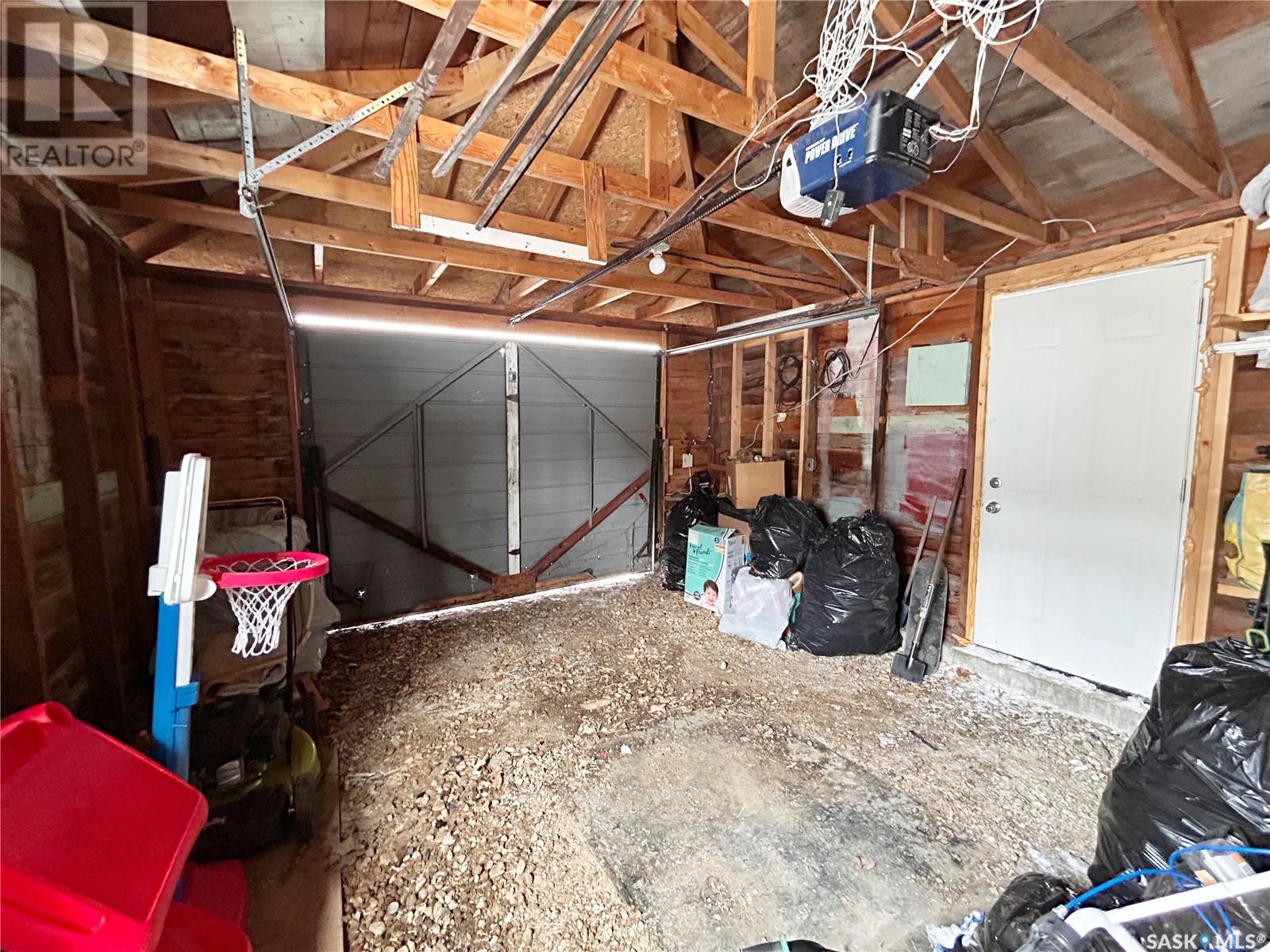 1401 Mark Avenue, Moosomin, Saskatchewan  S0G 3N0 - Photo 42 - SK999416