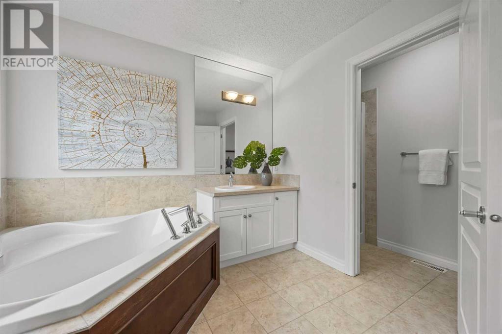 328 Crimson Close, Chestermere, Alberta  T1X 1S5 - Photo 28 - A2204486