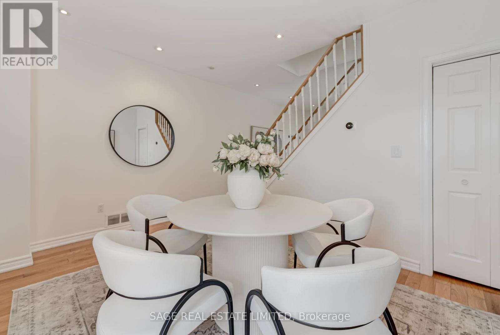 17 Hugo Avenue, Toronto, Ontario  M6P 3T3 - Photo 14 - W12190914