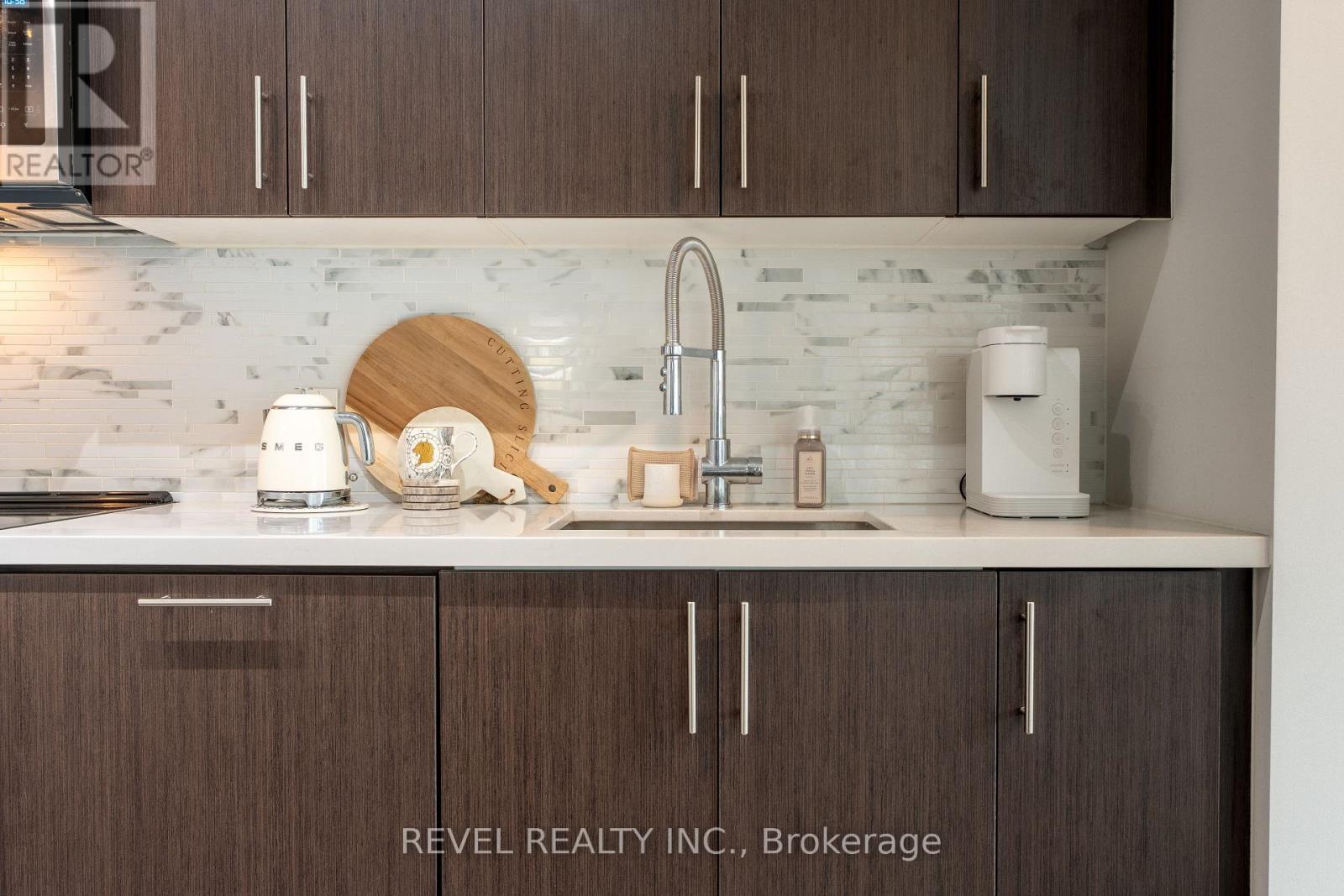 2114 - 4055 Parkside Village Drive, Mississauga, Ontario  L5B 0K8 - Photo 13 - W12190929