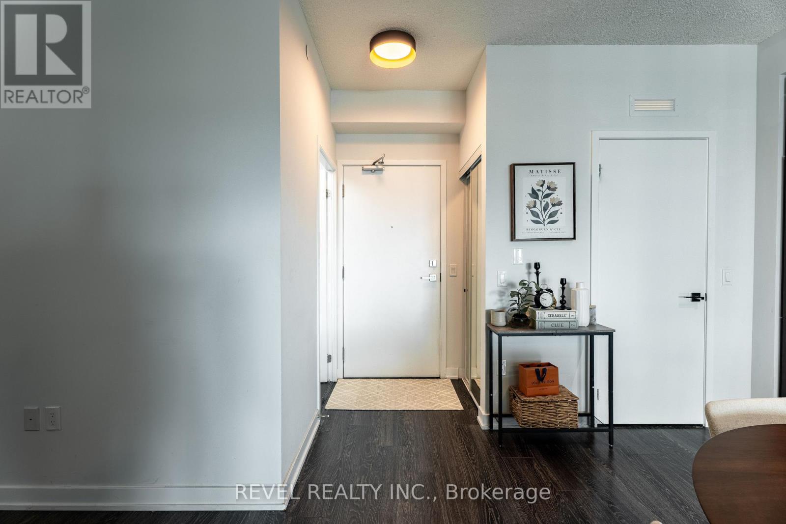 2114 - 4055 Parkside Village Drive, Mississauga, Ontario  L5B 0K8 - Photo 2 - W12190929