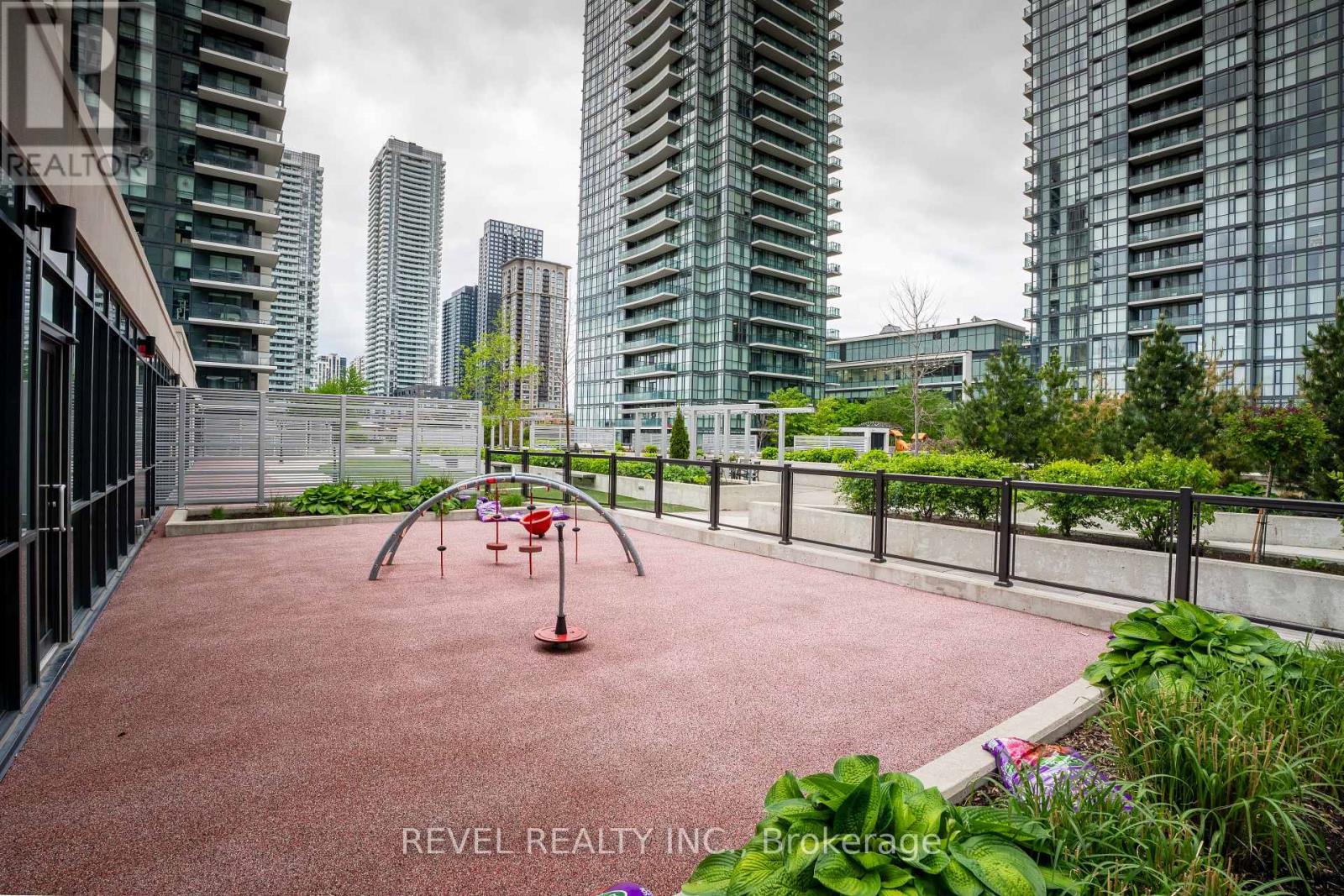 2114 - 4055 Parkside Village Drive, Mississauga, Ontario  L5B 0K8 - Photo 33 - W12190929