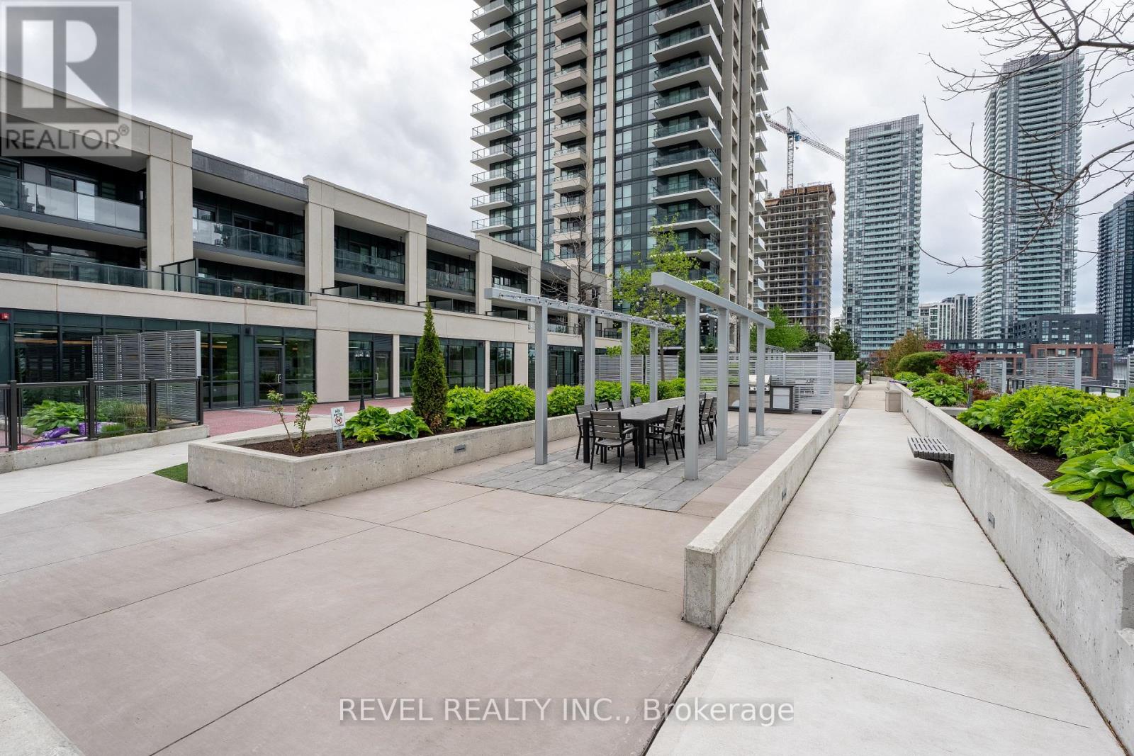 2114 - 4055 Parkside Village Drive, Mississauga, Ontario  L5B 0K8 - Photo 35 - W12190929