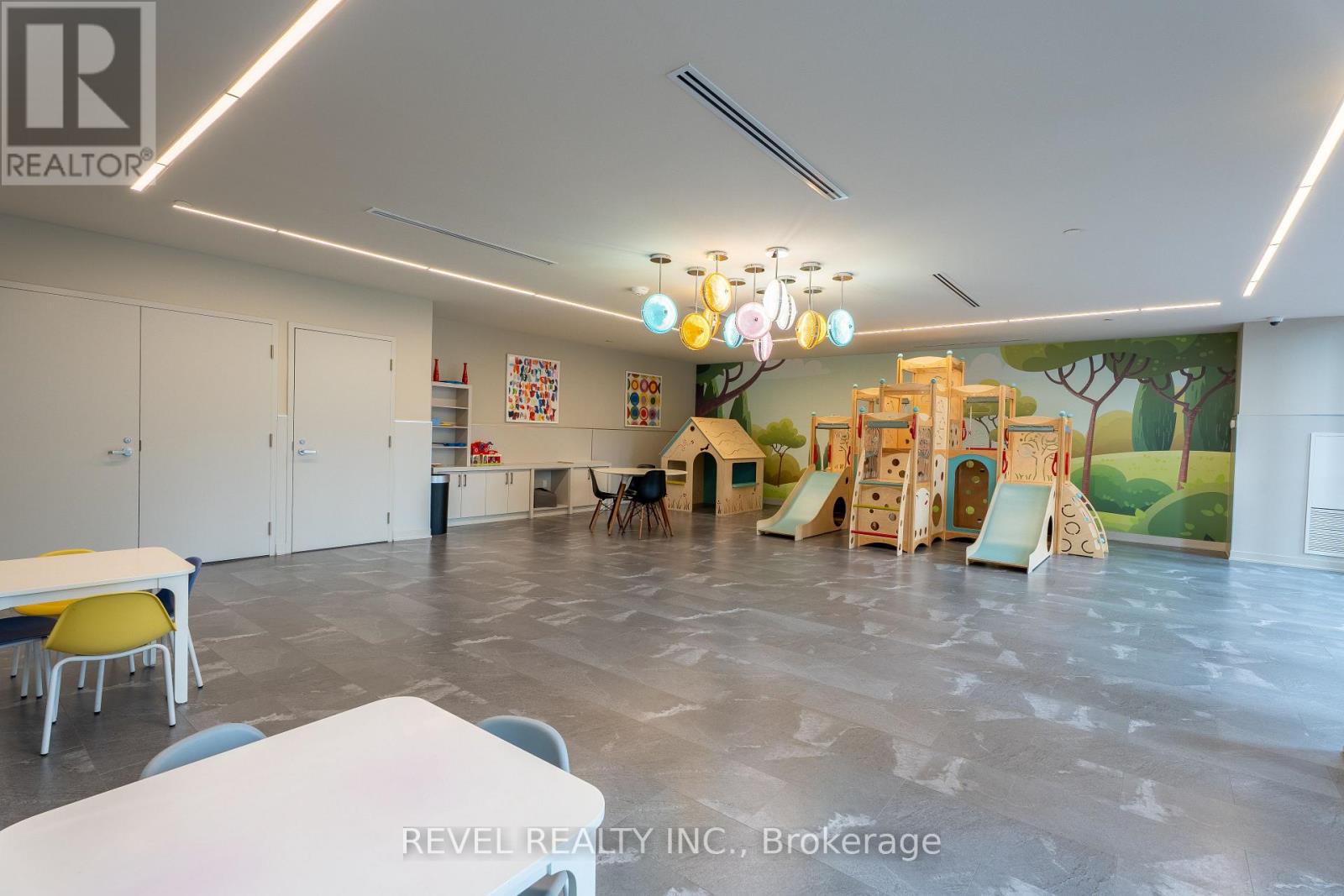 2114 - 4055 Parkside Village Drive, Mississauga, Ontario  L5B 0K8 - Photo 38 - W12190929