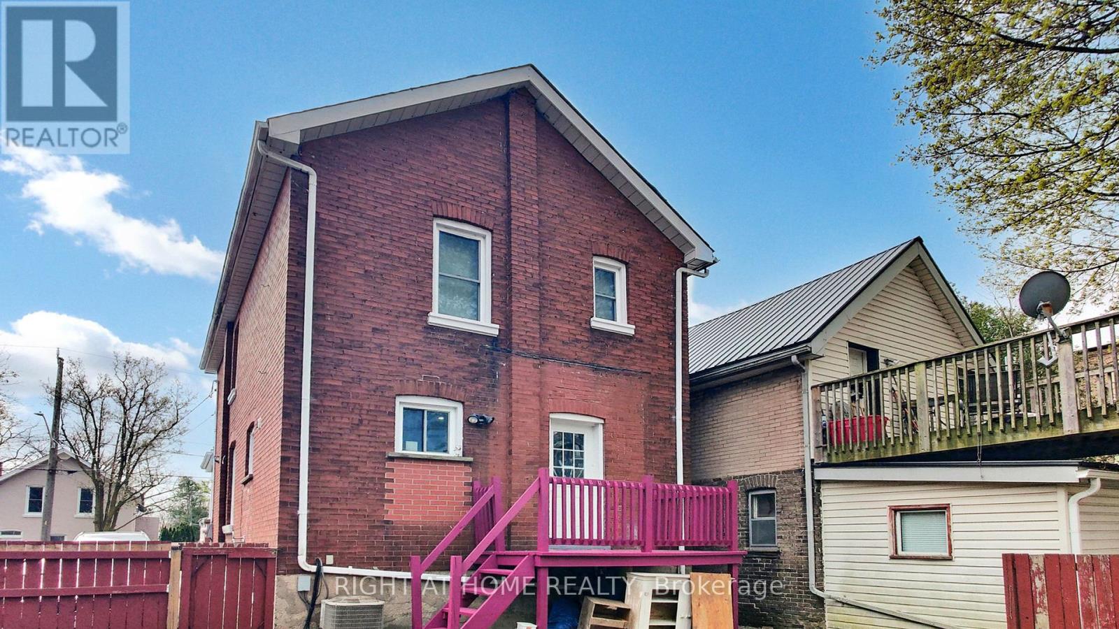 64 Eagle Avenue, Brant, Ontario  N3S 1Y9 - Photo 17 - X12190932