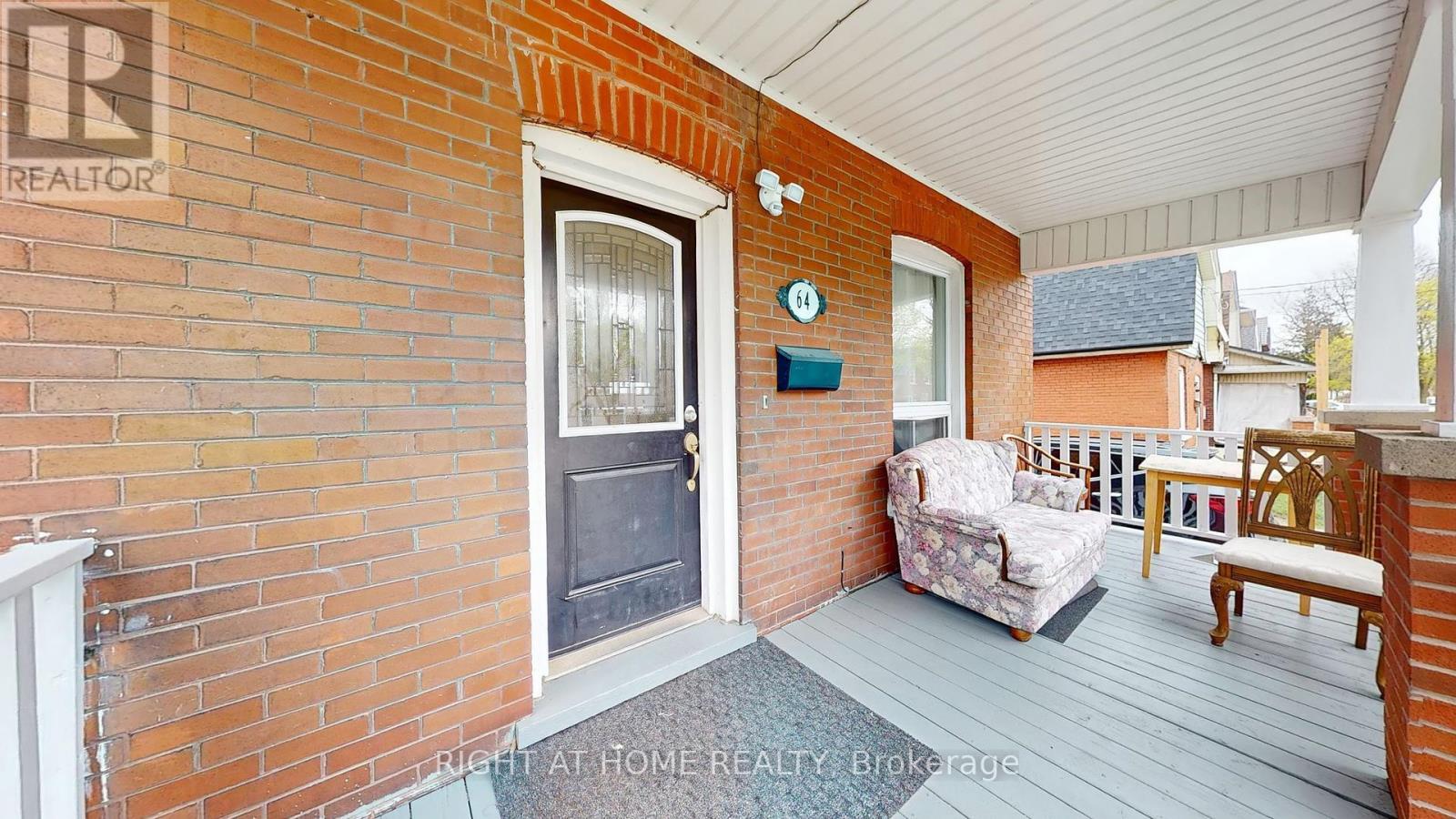 64 Eagle Avenue, Brant, Ontario  N3S 1Y9 - Photo 4 - X12190932