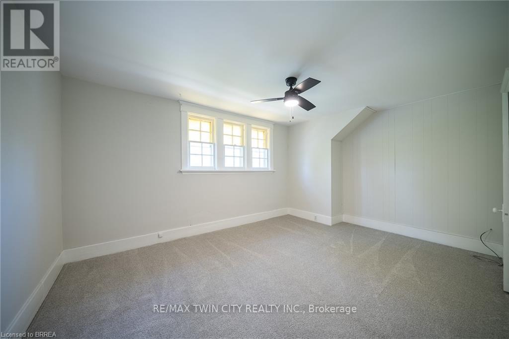 141 Elgin Street, Brantford, Ontario  N3S 5A4 - Photo 13 - X12190933
