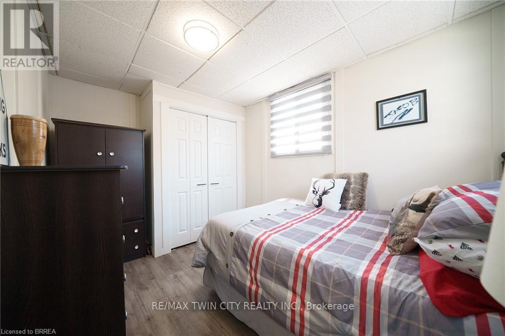 141 Elgin Street, Brantford, Ontario  N3S 5A4 - Photo 26 - X12190933