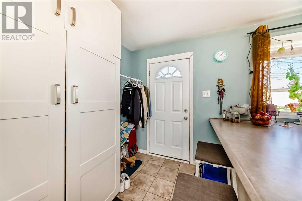 Property at 234, 2211 19 Street NE image 5