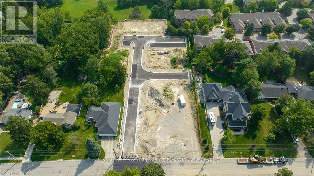 422 Old Wonderland Road, London South (South N), Ontario  N6K 3R2 - Photo 32 - X12190943