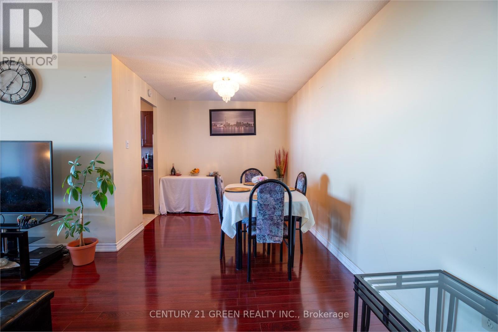 911 - 3 Lisa Street, Brampton (Queen Street Corridor), Ontario  L6T 4A2 - Photo 12 - W12190534