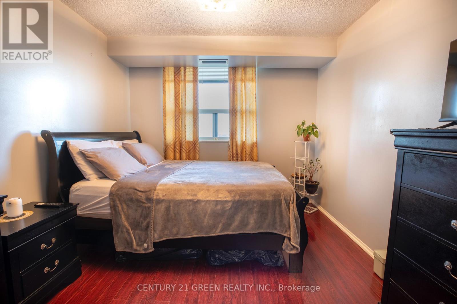 911 - 3 Lisa Street, Brampton (Queen Street Corridor), Ontario  L6T 4A2 - Photo 25 - W12190534