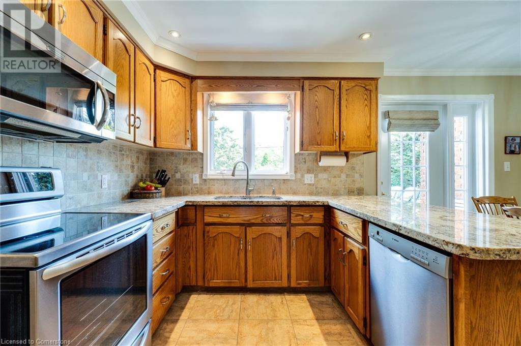 399 Goodram Drive, Burlington, Ontario  L7L 2K2 - Photo 19 - 40736158