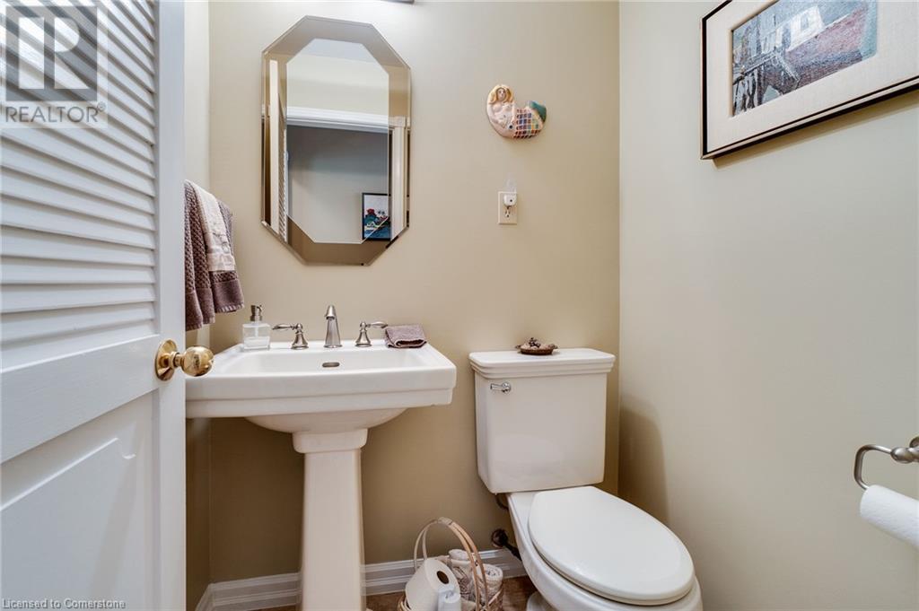 399 Goodram Drive, Burlington, Ontario  L7L 2K2 - Photo 22 - 40736158