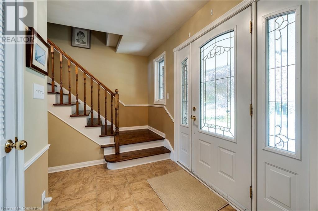 399 Goodram Drive, Burlington, Ontario  L7L 2K2 - Photo 6 - 40736158