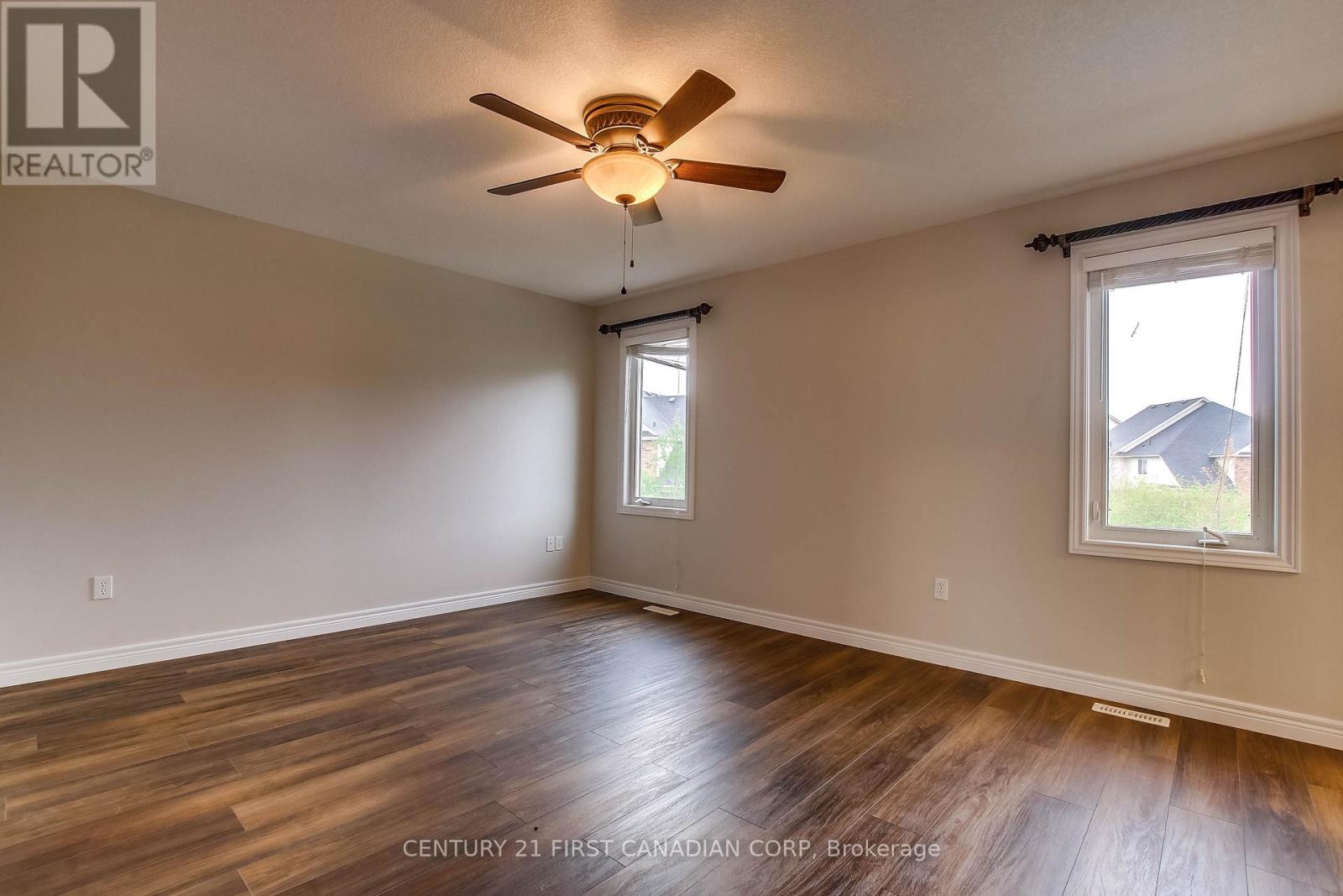 1048 Silverfox Drive, London North, Ontario  N6G 0G2 - Photo 24 - X12125508